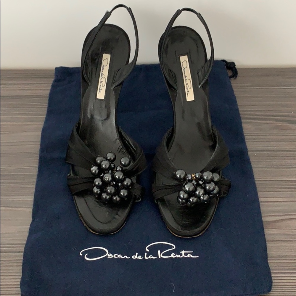 Oscar de La Renta Black satin heels